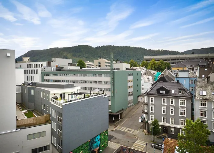 Stay L Urban - Spacious Apartment With Private Terrace